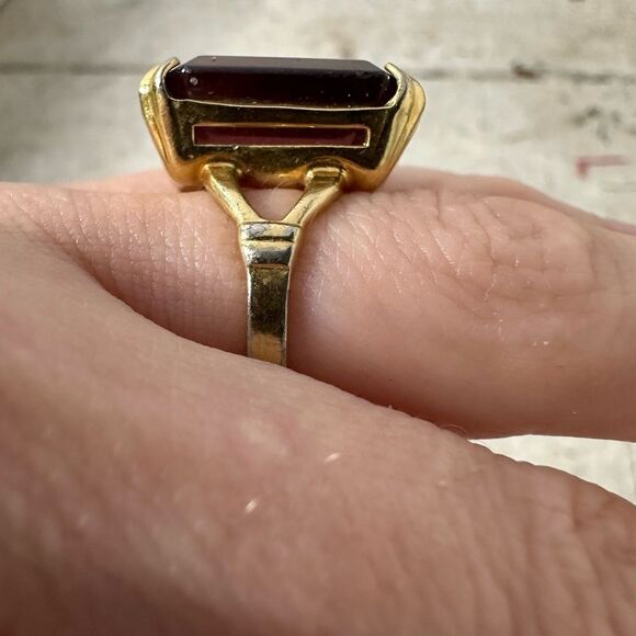 Vintage Avon Smokey Violet Cocktail Ring - Picture 6 of 8